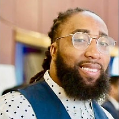 Photo of Dr. Gregory Benoit